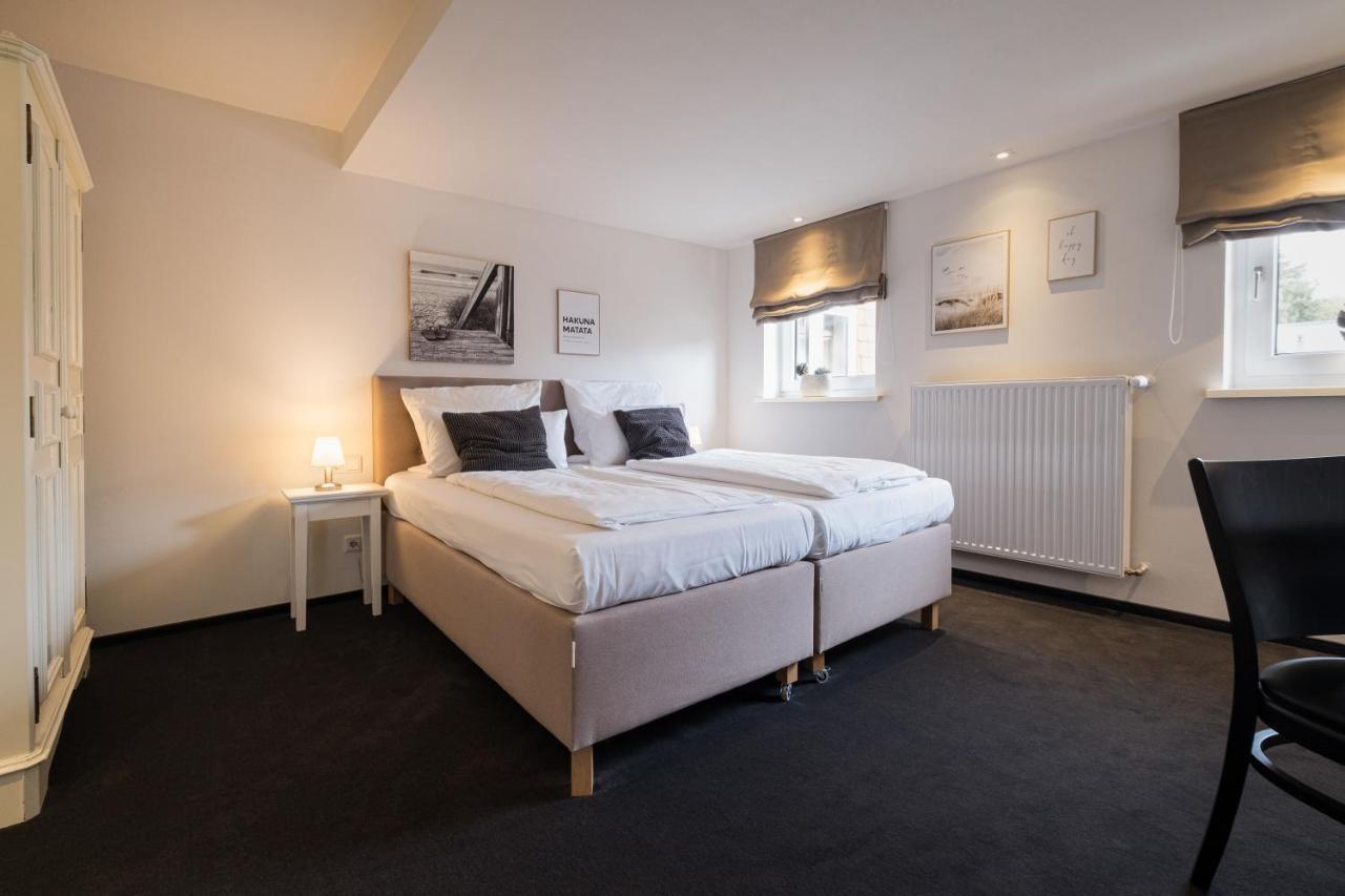 Eichhorns Hotel Niebüll Buitenkant foto